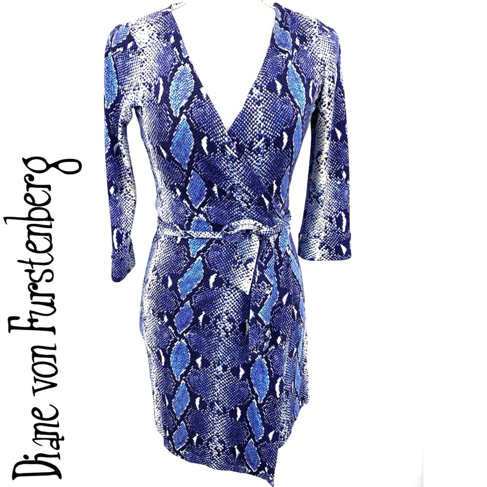 Dvf Host Picfaux Blue Python Silk Wrap Dress - image 1